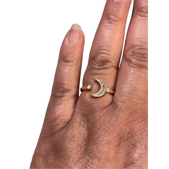 NWOT rose gold crescent and star rhinestone US size 6 ring - Picture 1 of 5